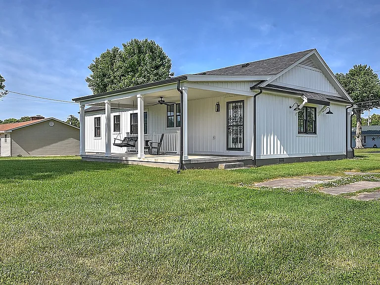 403 Silver Lake Rd — Photo 47