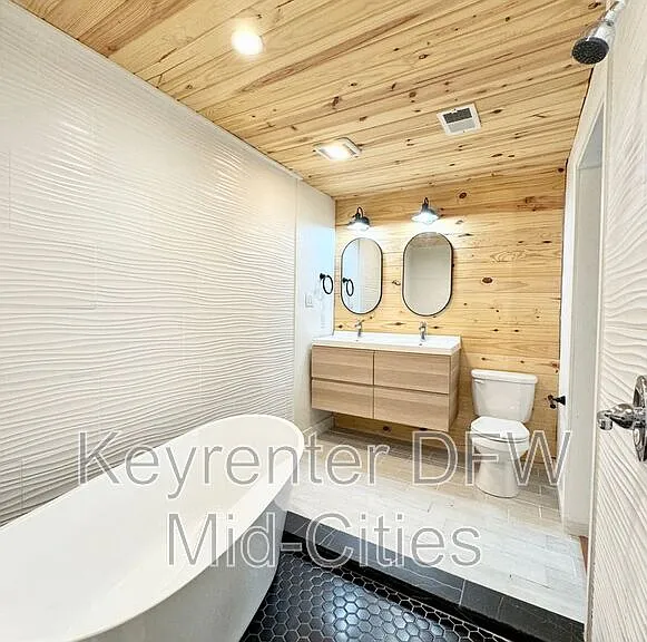 2703 Downing Ave — Photo 14