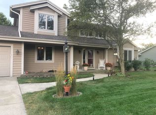 9317 W Stanford Ct, Mequon, WI 53097