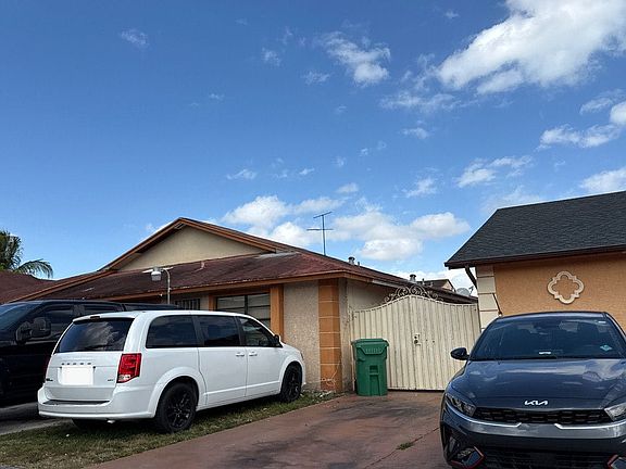 2nd image of 756 SW 99 Court Cir