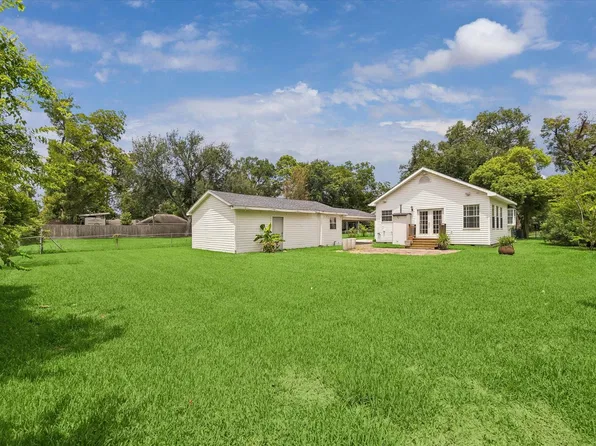 327 W 31st St, Houston, TX 77018