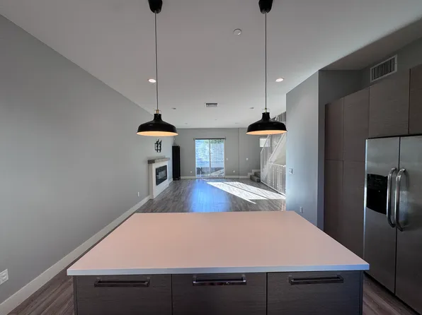 5646 N Hazeltine Ave, Van Nuys, CA 91401