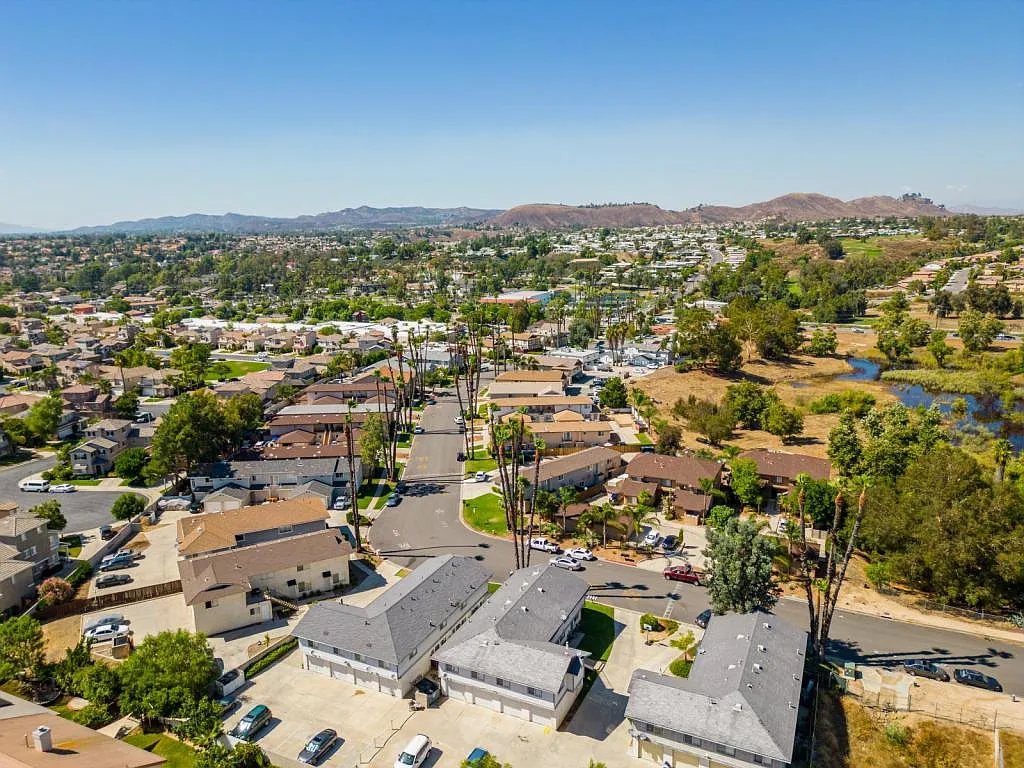 28611 Calle Del Lago, unit c — Photo 4
