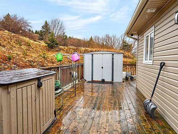 4th image of 99 Coleys Point South Road