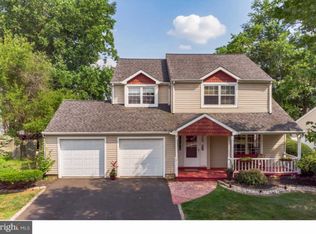 454 Pheasant Ln, Fairless Hills, PA 19030