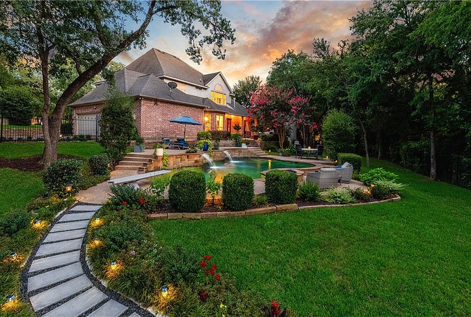 1st image of 804 Windmere Ct