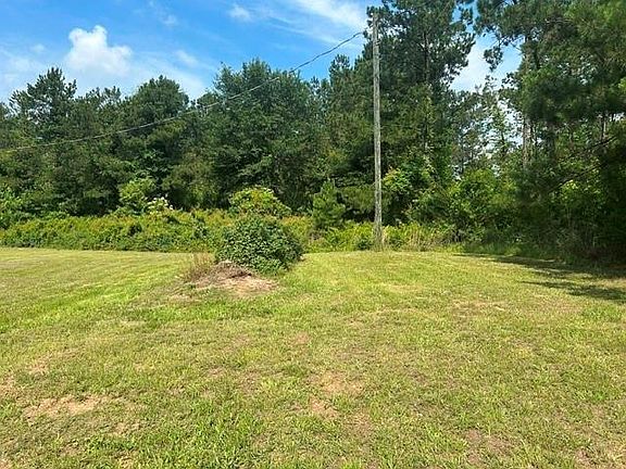 3rd image of 466 Highway 486