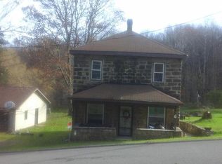 195 Bakersville Rd, Colver, PA 15927
