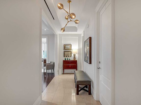 5th image of 50 Yorkville Ave #3402