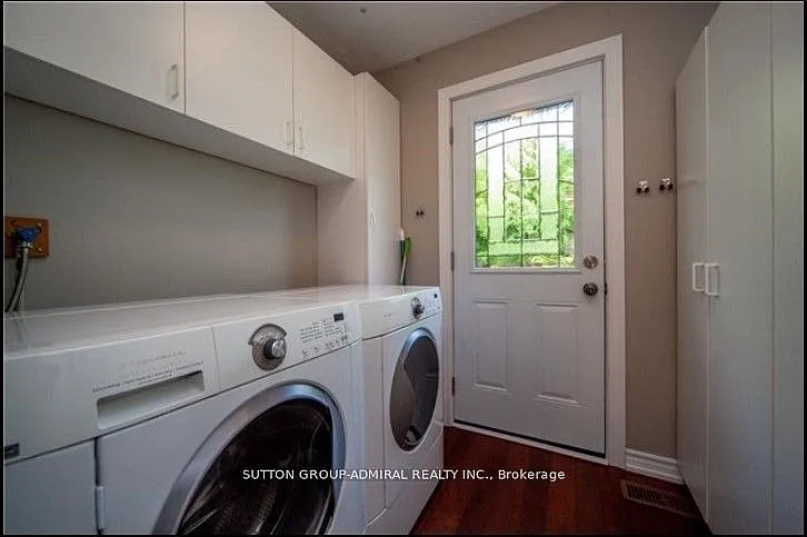 306 Glenwoods Ave — Photo 8