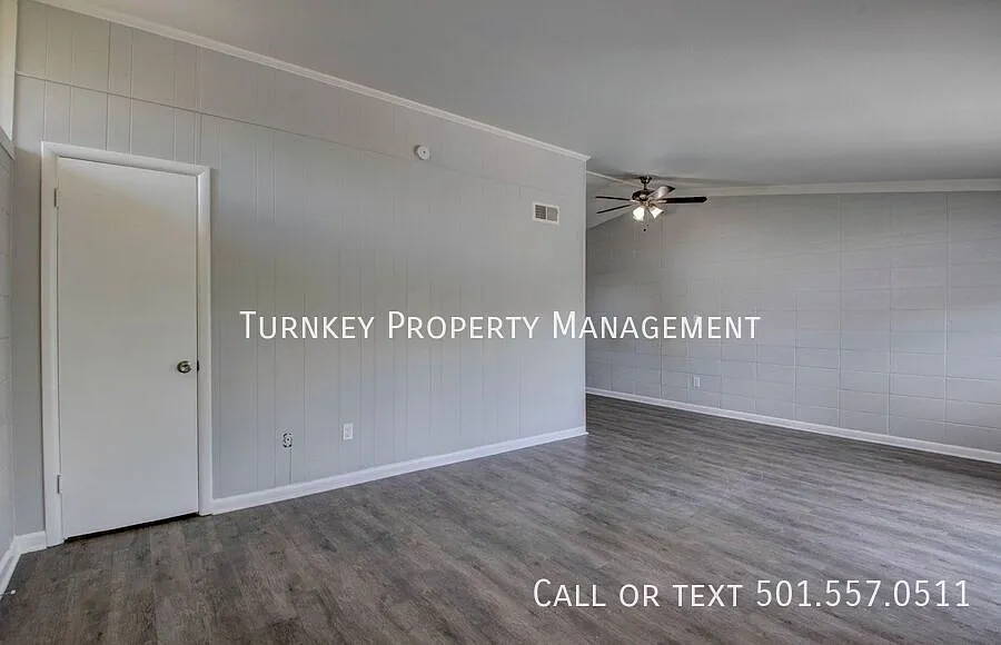 4700 Lynn Lane -- Half Off First Month's Rent!! — Photo 3
