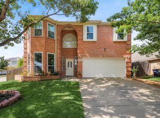 8901 San Joaquin Trl, Fort Worth, TX 76118