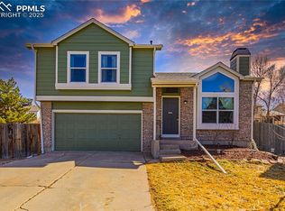 616 N Brentwood Ct, Castle Rock, CO 80104