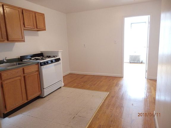 2nd image of 517 W 48th St APT 4FE
