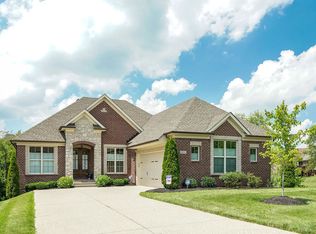 18800 Crestfield Cir, Louisville, KY 40245