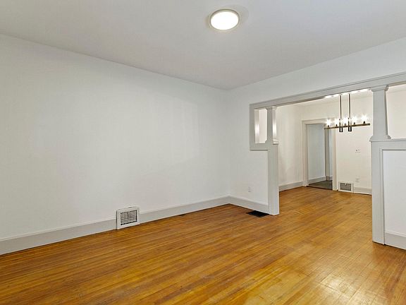 5th image of 427 N Bancroft St