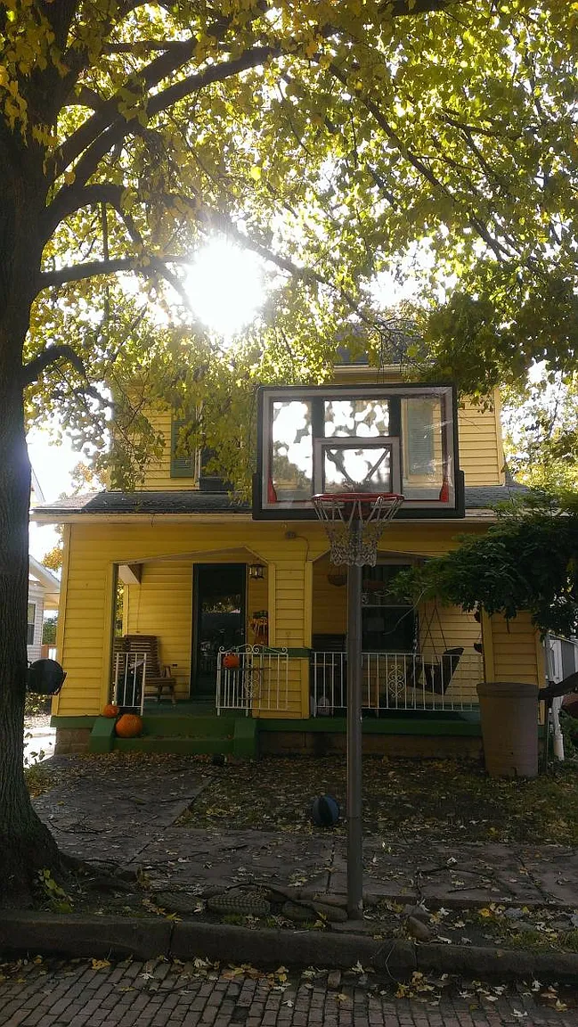 7408 Trevanion Ave photo 1