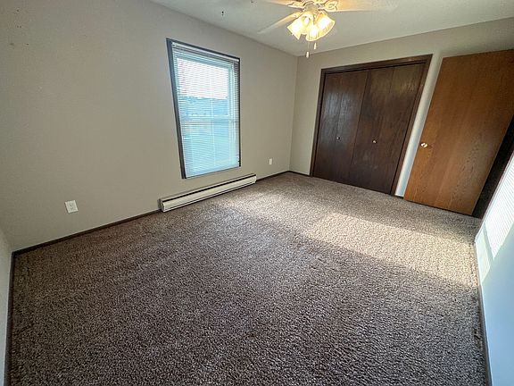 3rd image of 5910 Spartan Dr #2