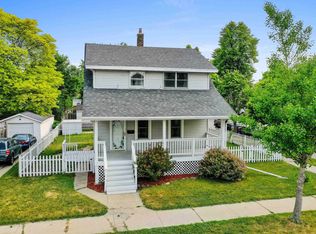 1529 Morrow St, Green Bay, WI 54302