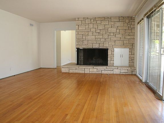 4th image of 2642 La Costa Pl