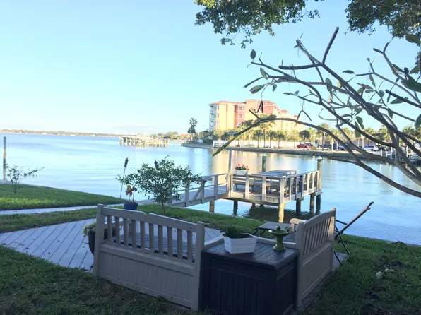 175 110th Ave, Treasure Island, FL 33706