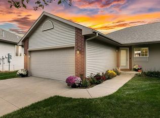 30 Sinnott Pl, North Liberty, IA 52317