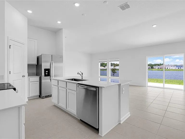 5803 Le Marin Way — Photo 7