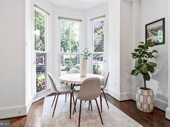 3rd image of 1410 S St NW #1