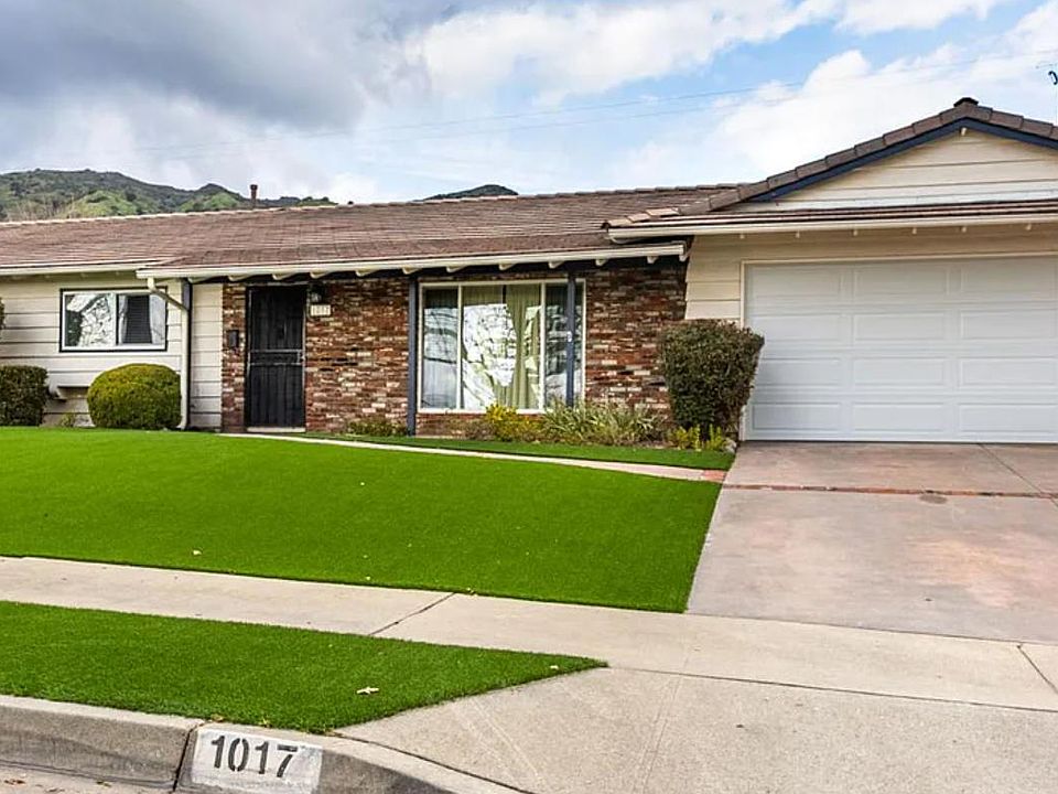 1st image of 1017 E Palm Dr