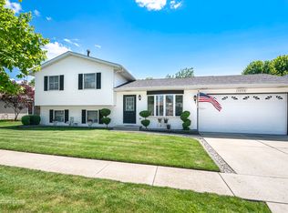 3206 Cathy Dr, Joliet, IL 60431