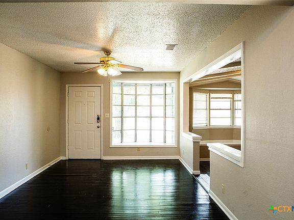 5th image of 111 Prather Dr