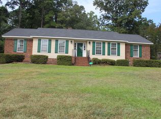 5817 Dobson Dr, Fayetteville, NC 28311