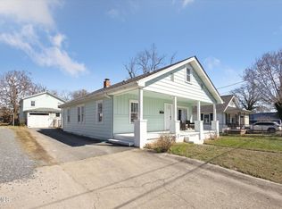 1618 Spring St, Kingsport, TN 37664