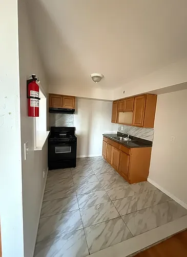 342 Roseville Ave Photo 1