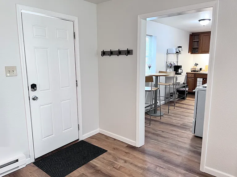 810 S Baltimore St — Photo 27