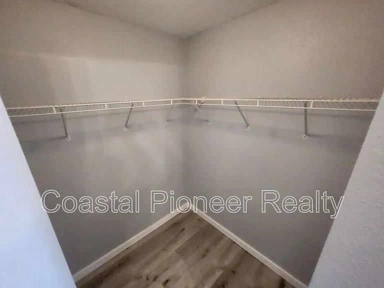 9232 Lake Chase Island Way — Photo 30