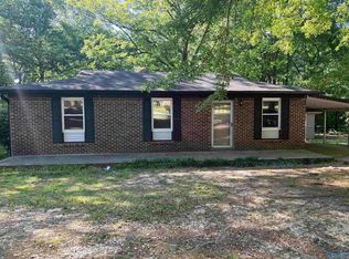 4106 Browns Valley Rd, Guntersville, AL 35976