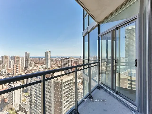 45 Charles St E #3312 — Photo 1