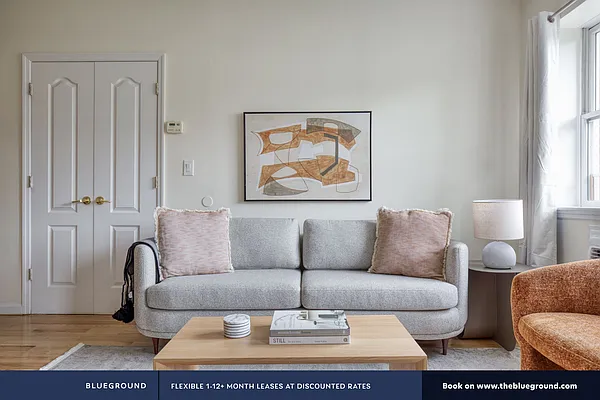 Rented by The Blueground | media 19