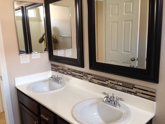 2nd image of 2125 Armadale Dr