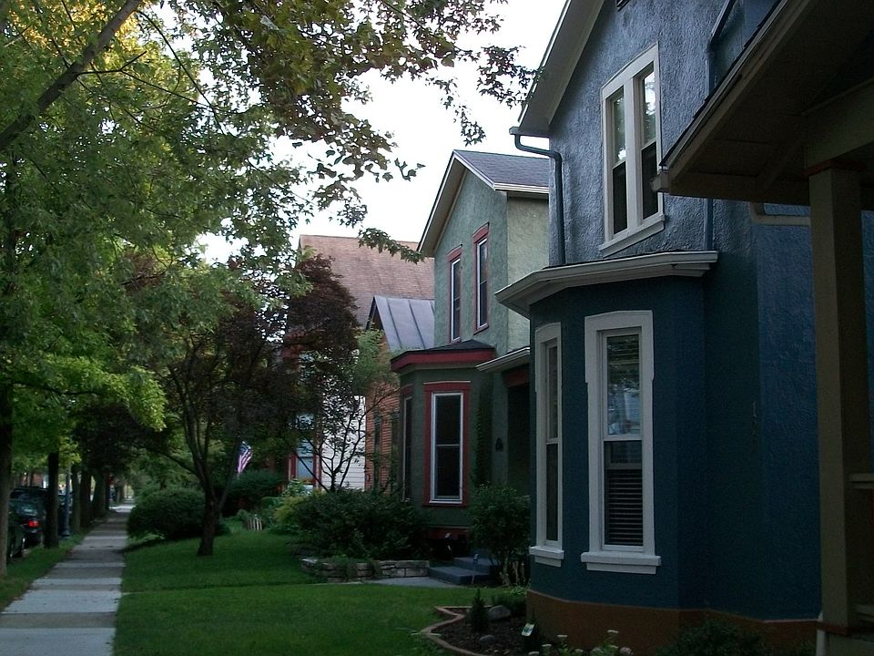 McDaniel St.