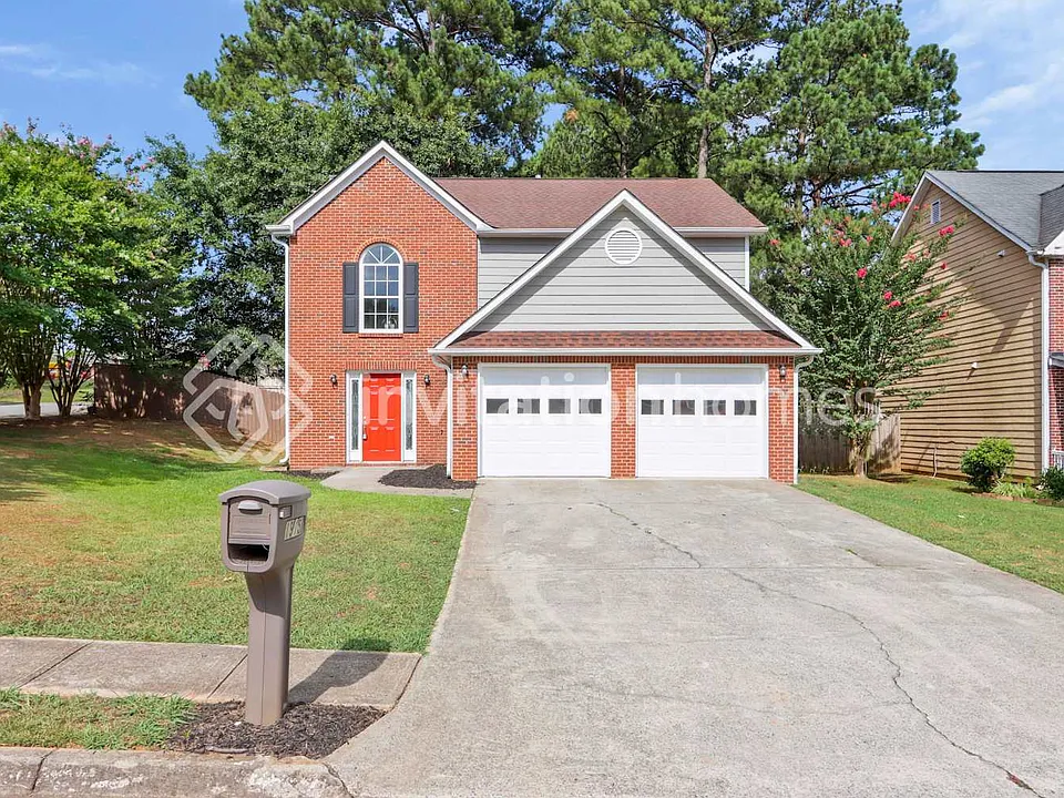 1915 Stoneoak Cir