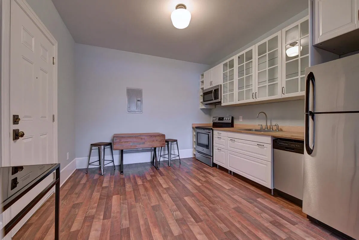 1 bed, 525 sqft, $975 — Photo 2