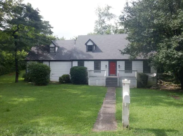 2205 Pioneer Dr, Birmingham, AL 35226