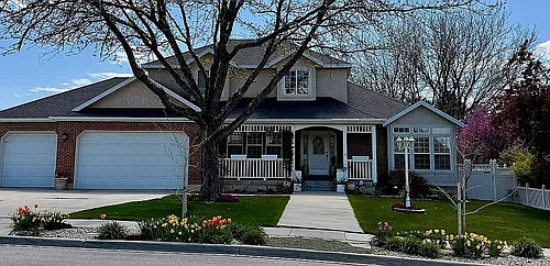 1211 W Country Ridge Dr Photo 1
