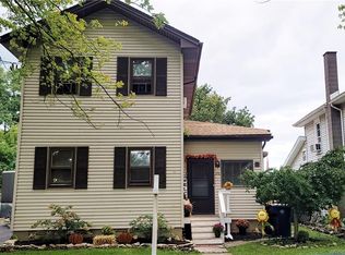 126 Chestnut St, Lockport, NY 14094