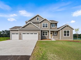 10745 56th Ave, Allendale, MI 49401