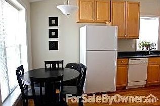 3rd image of 81 Clipper Way Unit 81
