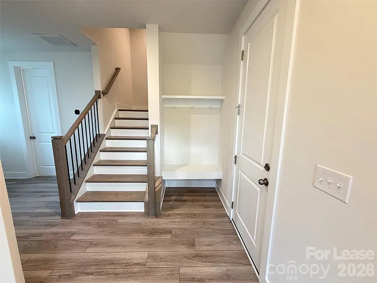 2511 Ensemble Ct — Photo 3