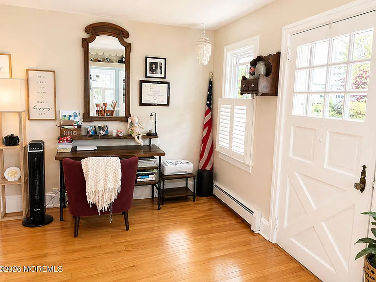 17 Walnut Pl — Photo 5